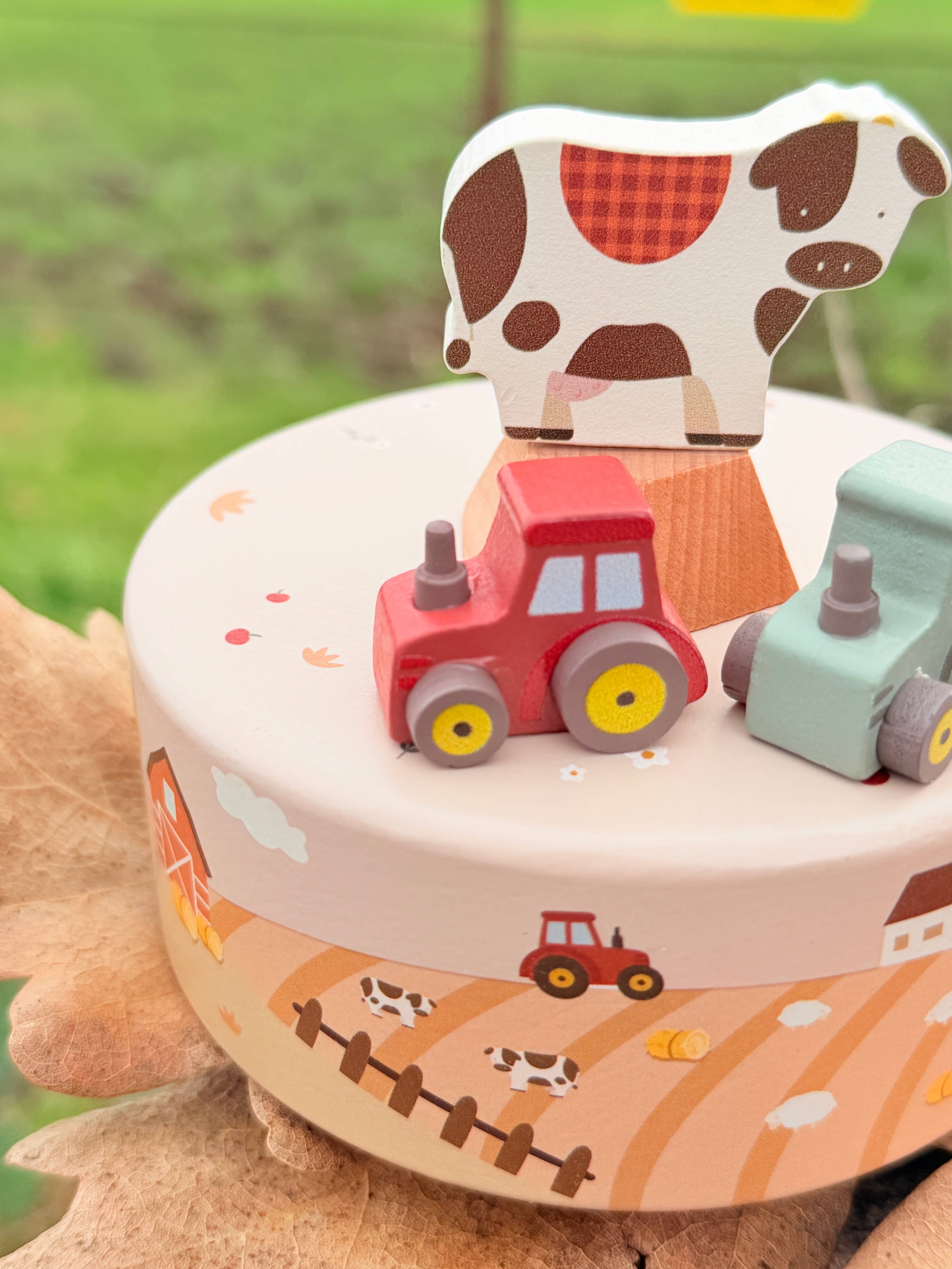 Onya Kids Farm Music Box with 2 Tractors